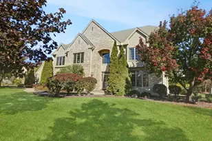 19270 Glacier Pkwy, Brookfield, WI 53045 - Photo 1