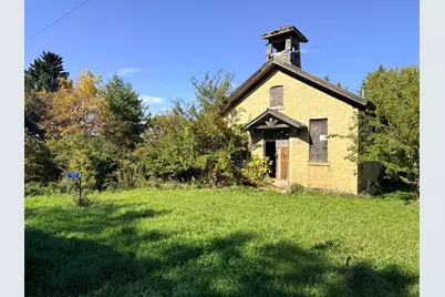 1690  Jay Rd, Belgium, WI 53004 - Photo 3