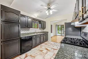 159 Willabay Dr, Williams Bay, WI 53191 - Photo 11