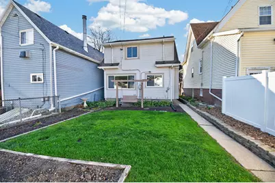 3908 E Cudahy Ave, Cudahy, WI 53110 - Photo 25