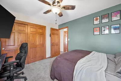 730 E Fitzsimmons Rd, Oak Creek, WI 53154 - Photo 15