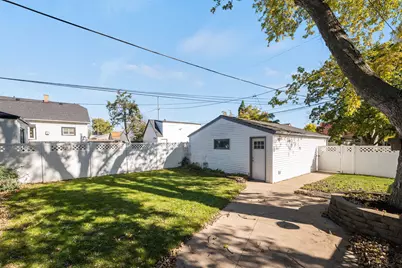 4176 S 5th Pl, Milwaukee, WI 53207 - Photo 17