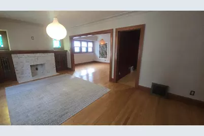 5925 W Lloyd St, Milwaukee, WI 53208 - Photo 5