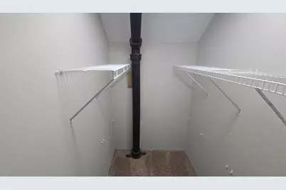 5925 W Lloyd St, Milwaukee, WI 53208 - Photo 21