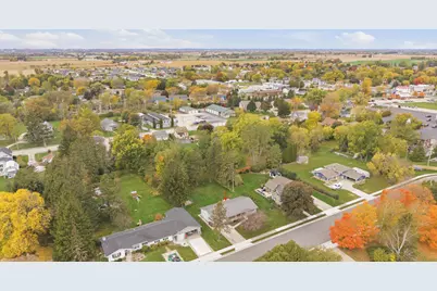 328 S 9th St, Oostburg, WI 53070 - Photo 31