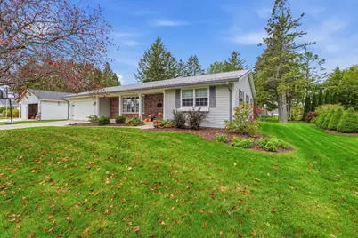 328 S 9th St, Oostburg, WI 53070 - Photo 1