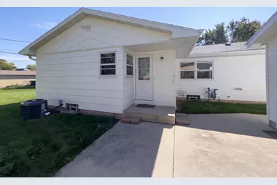 2322  Cooper Ave, Sheboygan, WI 53083 - Photo 5