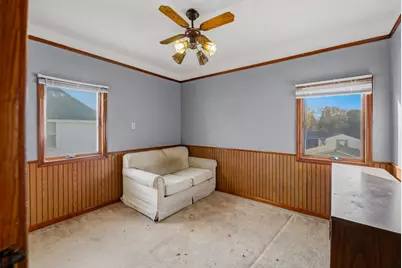 439 N Walnut St, Mayville, WI 53050 - Photo 11