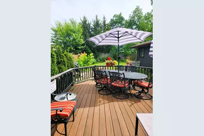 2423  Pershing Ave, Sheboygan, WI 53083 - Photo 11