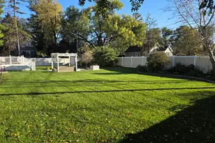 125 Sunnyside Ct, Delavan, WI 53191 - Photo 27