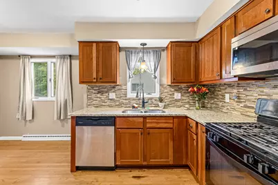 3423 W Wanda Ave, Milwaukee, WI 53221 - Photo 13