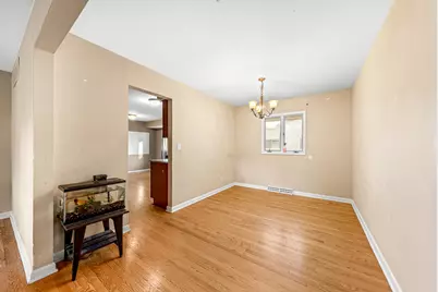 3423 W Wanda Ave, Milwaukee, WI 53221 - Photo 7