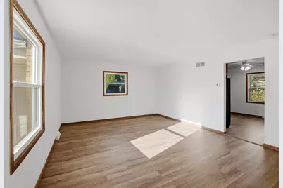 2716  Welsh Ct #2718, Waukesha, WI 53188 - Photo 5