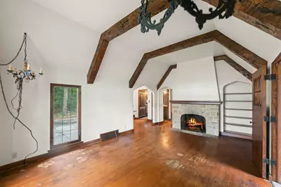 4849 S 35th St, Greenfield, WI 53221 - Photo 5