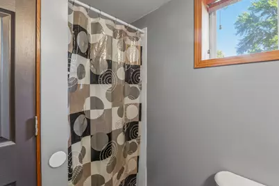 406 N Park Ave, Fond du Lac, WI 54935 - Photo 19