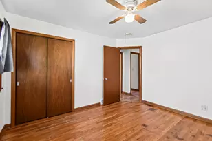1328 James Ct, Jefferson, WI 53549 - Photo 3