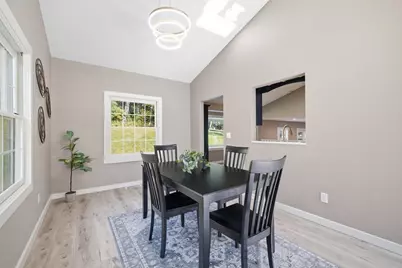 N63W37832  Ramsgate Ct, Oconomowoc, WI 53066 - Photo 9