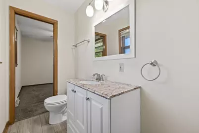 6238  Green Ridge Dr, Racine, WI 53406 - Photo 25