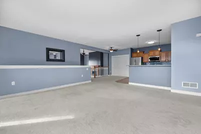 981  Hastings Ct #202, Racine, WI 53406 - Photo 5