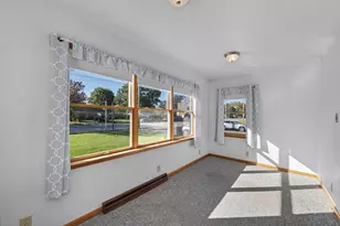 712 15th Ave, Racine, WI 53182 - Photo 5