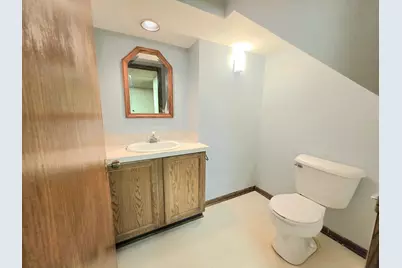 2215 N 34th St, Sheboygan, WI 53083 - Photo 29