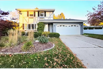 2215 N 34th St, Sheboygan, WI 53083 - Photo 1