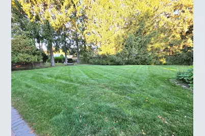 2215 N 34th St, Sheboygan, WI 53083 - Photo 33