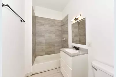 3238 W Juneau Ave, Milwaukee, WI 53208 - Photo 7