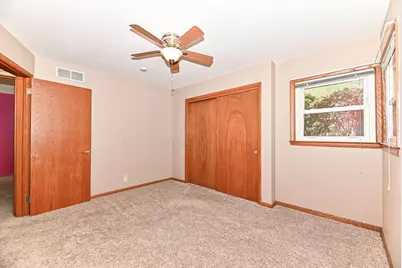 4123 N 95th St, Wauwatosa, WI 53222 - Photo 25