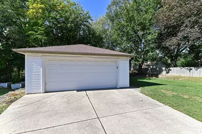 4123 N 95th St, Wauwatosa, WI 53222 - Photo 35