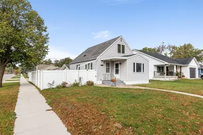 3050  27th St, La Crosse, WI 54601 - Photo 1