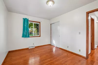 N68W13762  Bay Ridge Ct, Menomonee Falls, WI 53051 - Photo 21