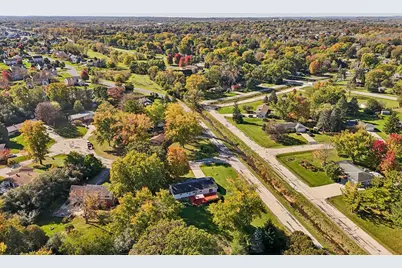 N68W13762  Bay Ridge Ct, Menomonee Falls, WI 53051 - Photo 49