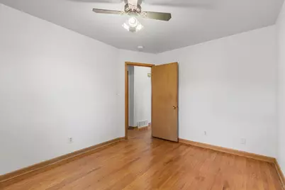 2815 S 99th St, West Allis, WI 53227 - Photo 13