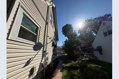 3418 N Elmwood Dr, Racine, WI 53405 - Photo 13