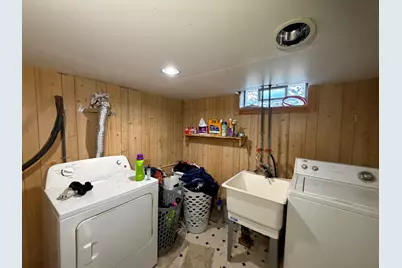 3418 N Elmwood Dr, Racine, WI 53405 - Photo 57
