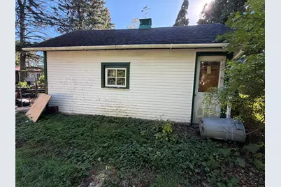 3418 N Elmwood Dr, Racine, WI 53405 - Photo 113