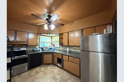 3418 N Elmwood Dr, Racine, WI 53405 - Photo 39
