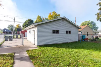 2148  Mississippi St, La Crosse, WI 54601 - Photo 33