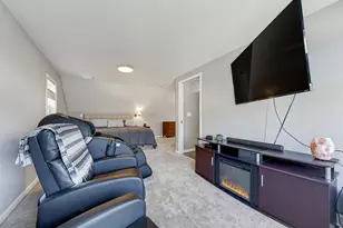 1421 E Norwich St, Milwaukee, WI 53207 - Photo 23