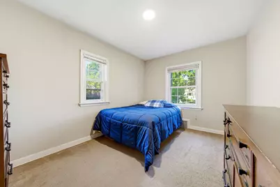1421 E Norwich St, Milwaukee, WI 53207 - Photo 9