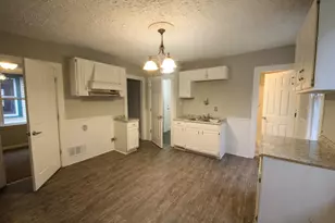 2478 S 5th St, Milwaukee, WI 53207 - Photo 15