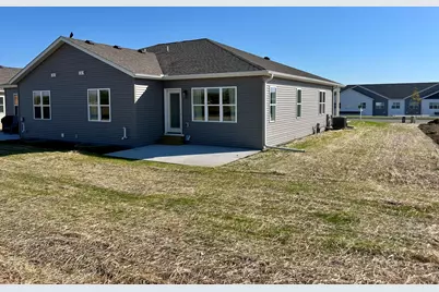 710  Johnson St, Watertown, WI 53094 - Photo 21