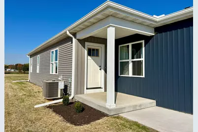 710  Johnson St, Watertown, WI 53094 - Photo 25