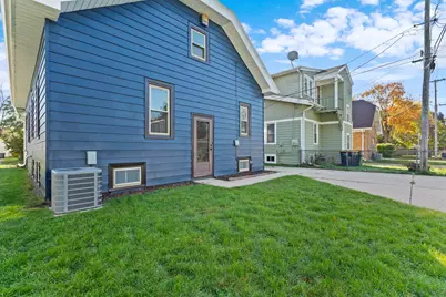 1971 S 81st St, West Allis, WI 53219 - Photo 33