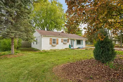 W160N9894  Colonial Dr, Germantown, WI 53022 - Photo 1