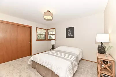 5111  Russell Ct, Greendale, WI 53129 - Photo 19