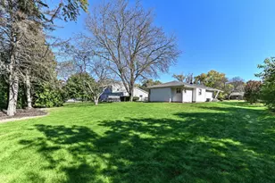 5111 Russell Ct, Greendale, WI 53129 - Photo 29