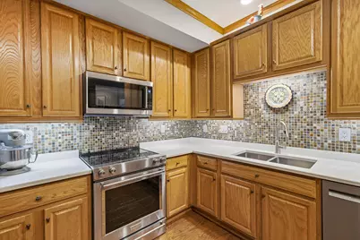 N161W18927  Heather Lynn Cir, Jackson, WI 53037 - Photo 5