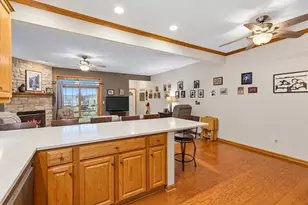 N161W18927 Heather Lynn Cir, Jackson, WI 53037 - Photo 3